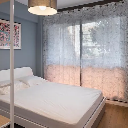 Le Pop : Beau T2 Entierement Renove En Hyper-centre Apartment